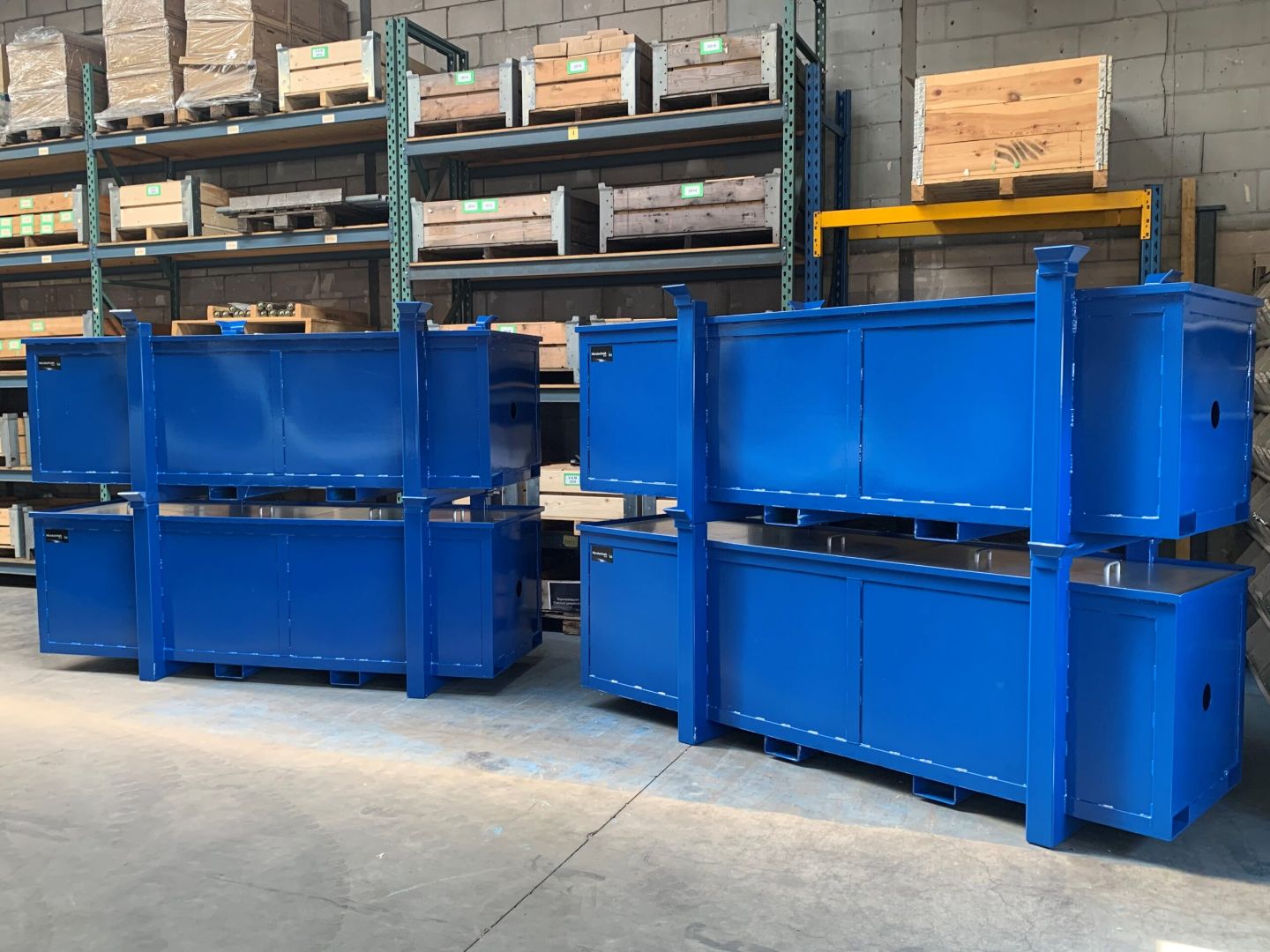 Fabricage stapelbare transportkisten